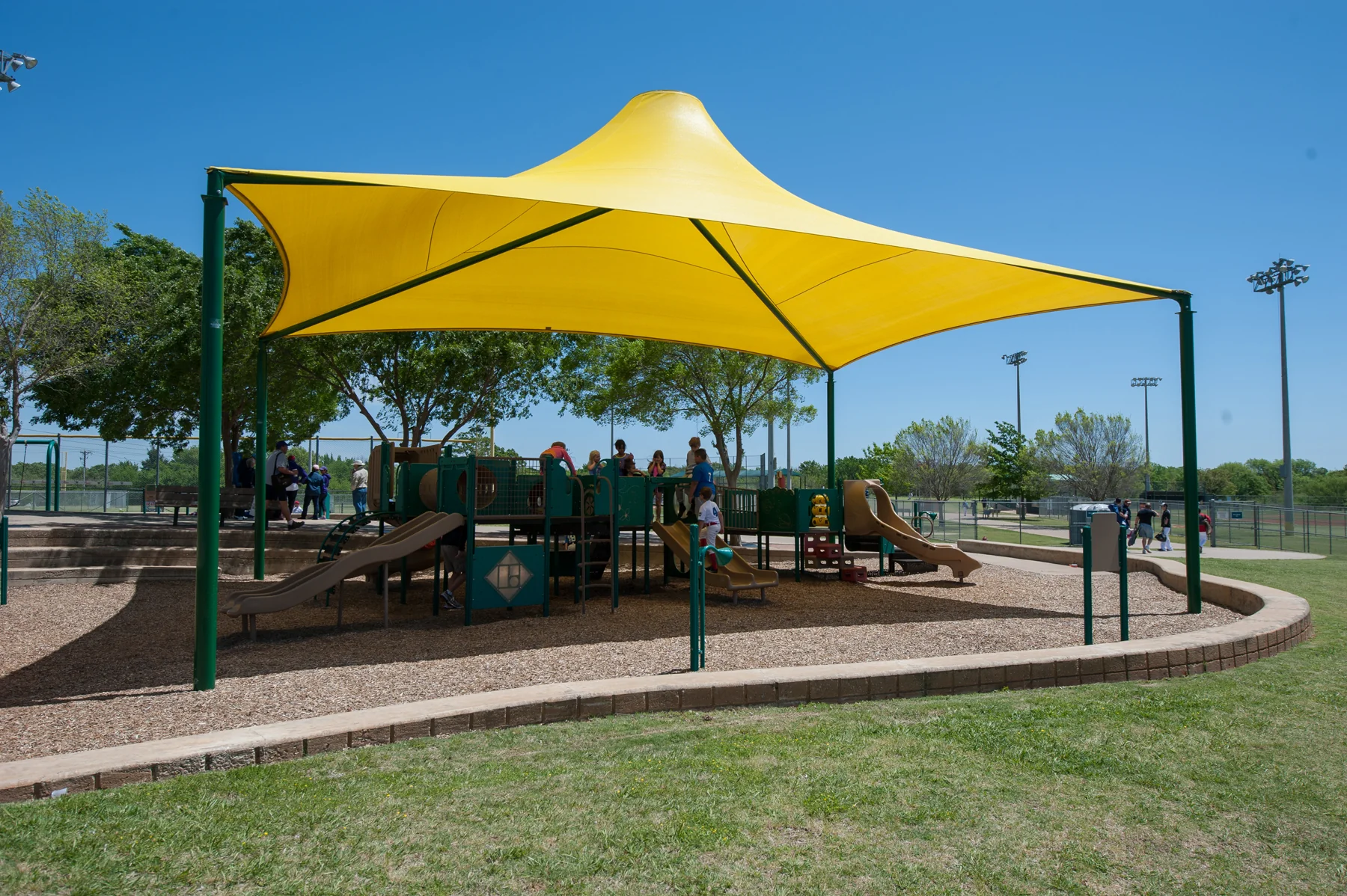 Sahara Roof Shade Structure with 4 Posts - Image 3