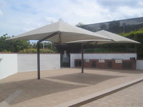 Single Post Pyramid Cantilever Shade Structure - Image 10