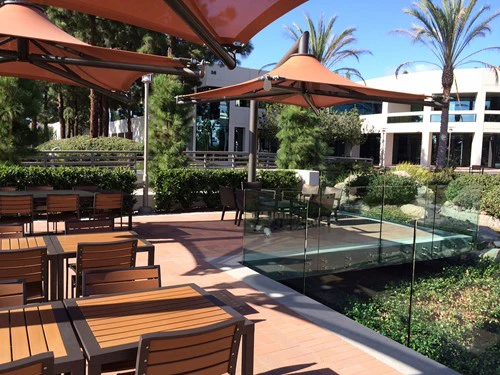 Solana Cantilever Single Post Shade Structure - Image 3